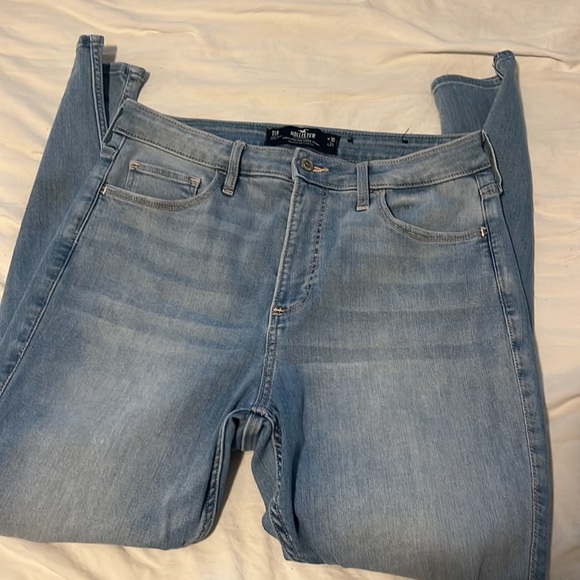 Hollister curvy high rise super skinny jeans 11 R - Picture 6 of 6